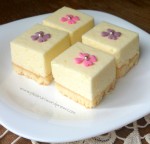 Petits fours cu mousse de lamaie si lime