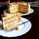 Tort egiptean – cu vanilie si alune de padure