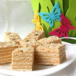 Prajitura din foi cu miere si crema caramel