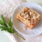 Prajitura cu caise, streusel si migdale