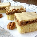 Prajitura cu nuca si glazura galbena