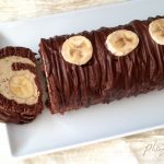 Rulada cu cacao, banane si crema de nuci