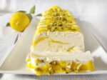 Semifreddo cu lămâie tăiat vedere în secțiune